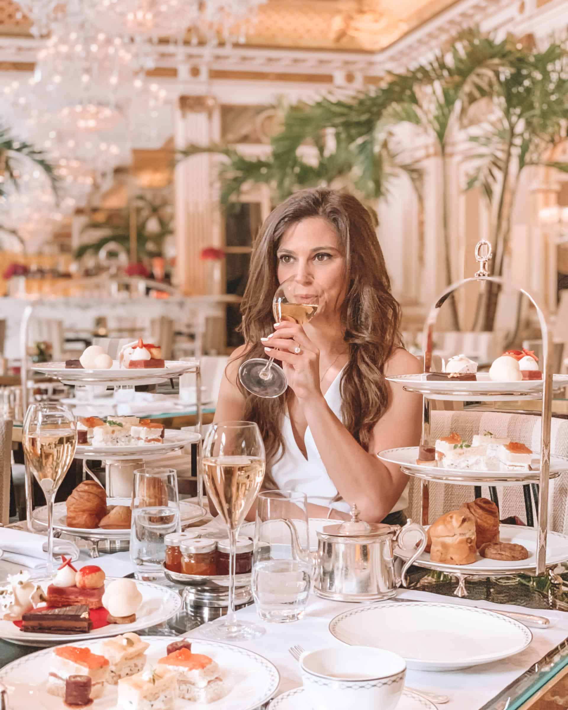 Afternoon tea time at the Peninsula