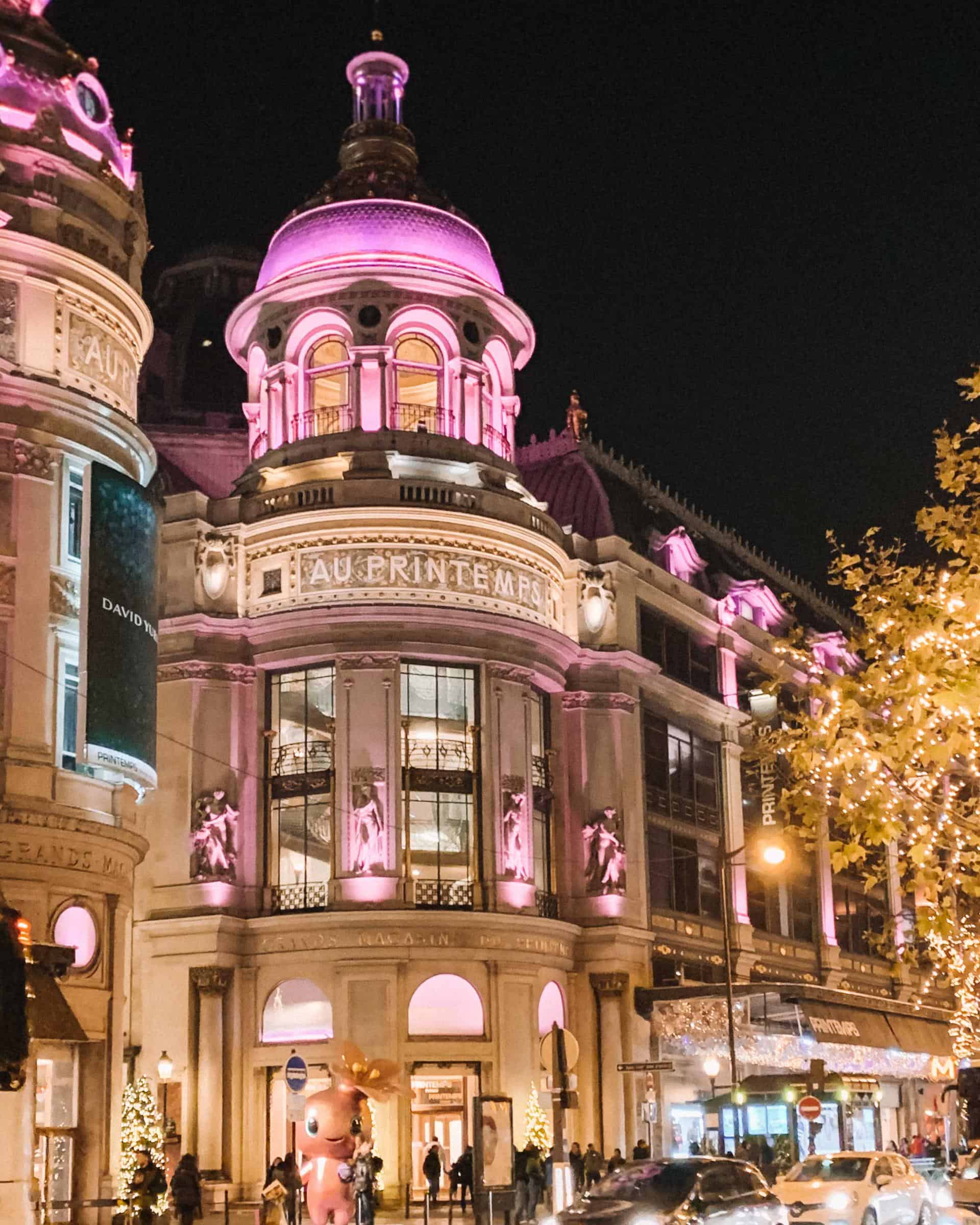 Magasin Louis Vuitton Paris Printemps Haussmann, France