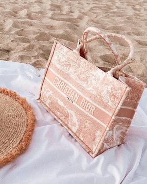 23 Best Designer Tote Bags worth investing in 2022 • Petite in Paris