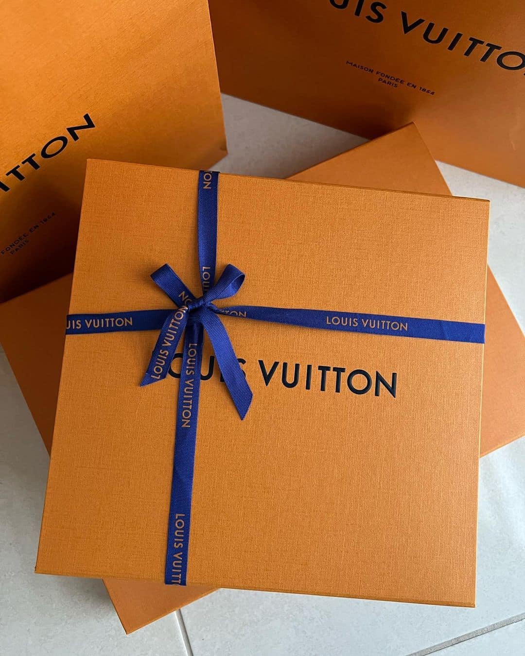 Louis vuitton gifts, Louis Vuitton Orange boxes