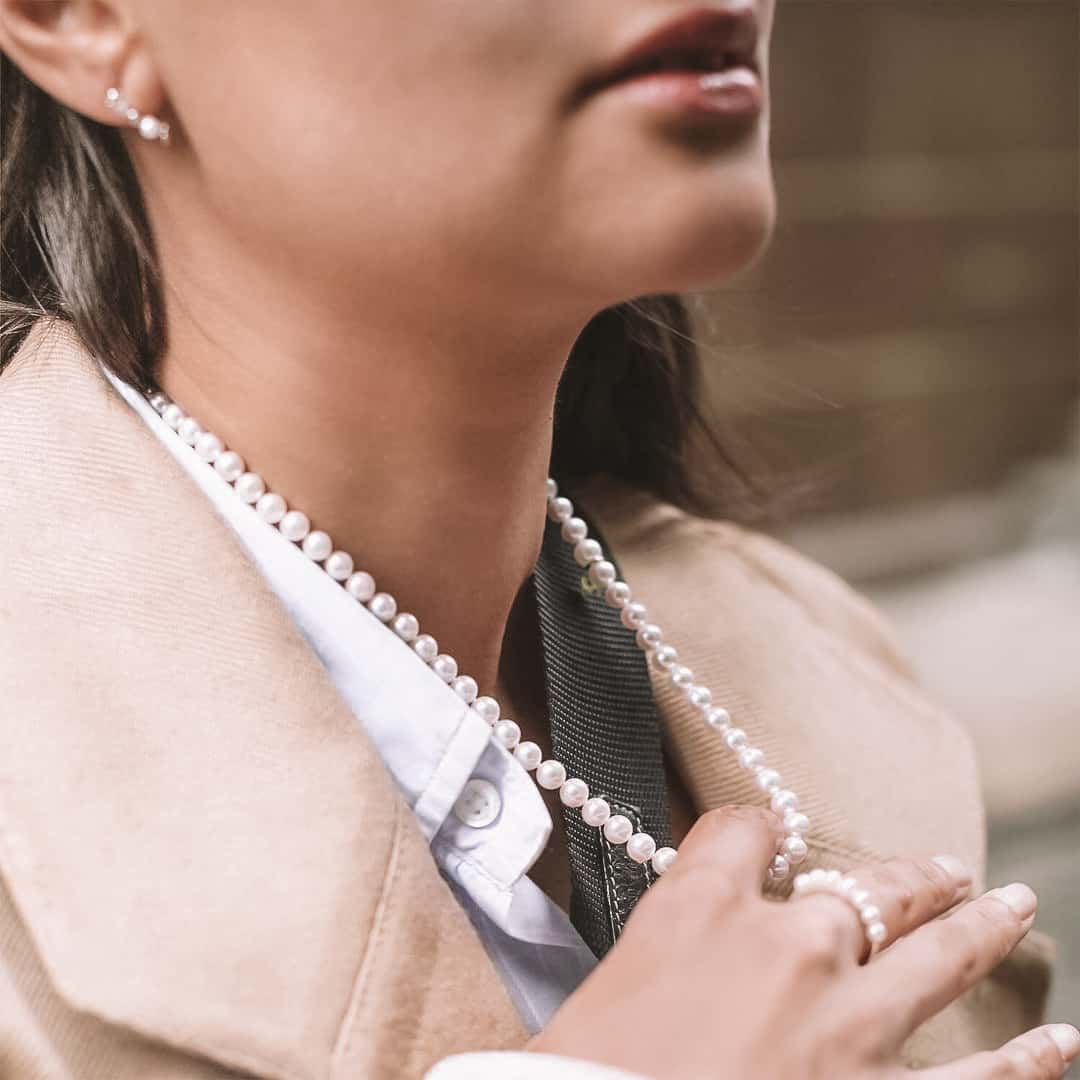 mikimoto pearl necklace close up