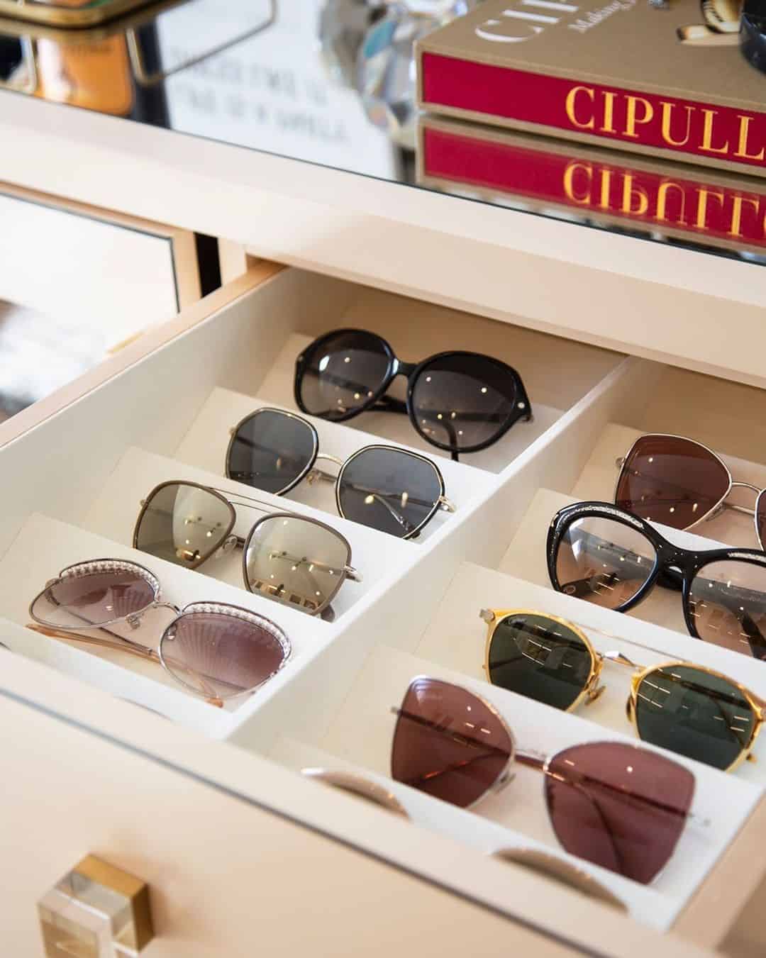 How to Organize your sunglasses