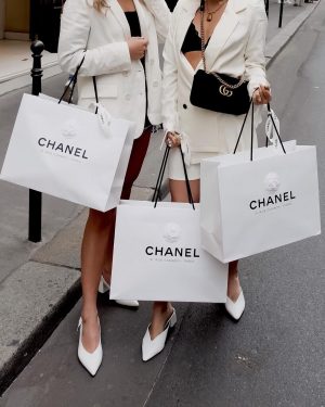 Chanel Shopping bags in Paris