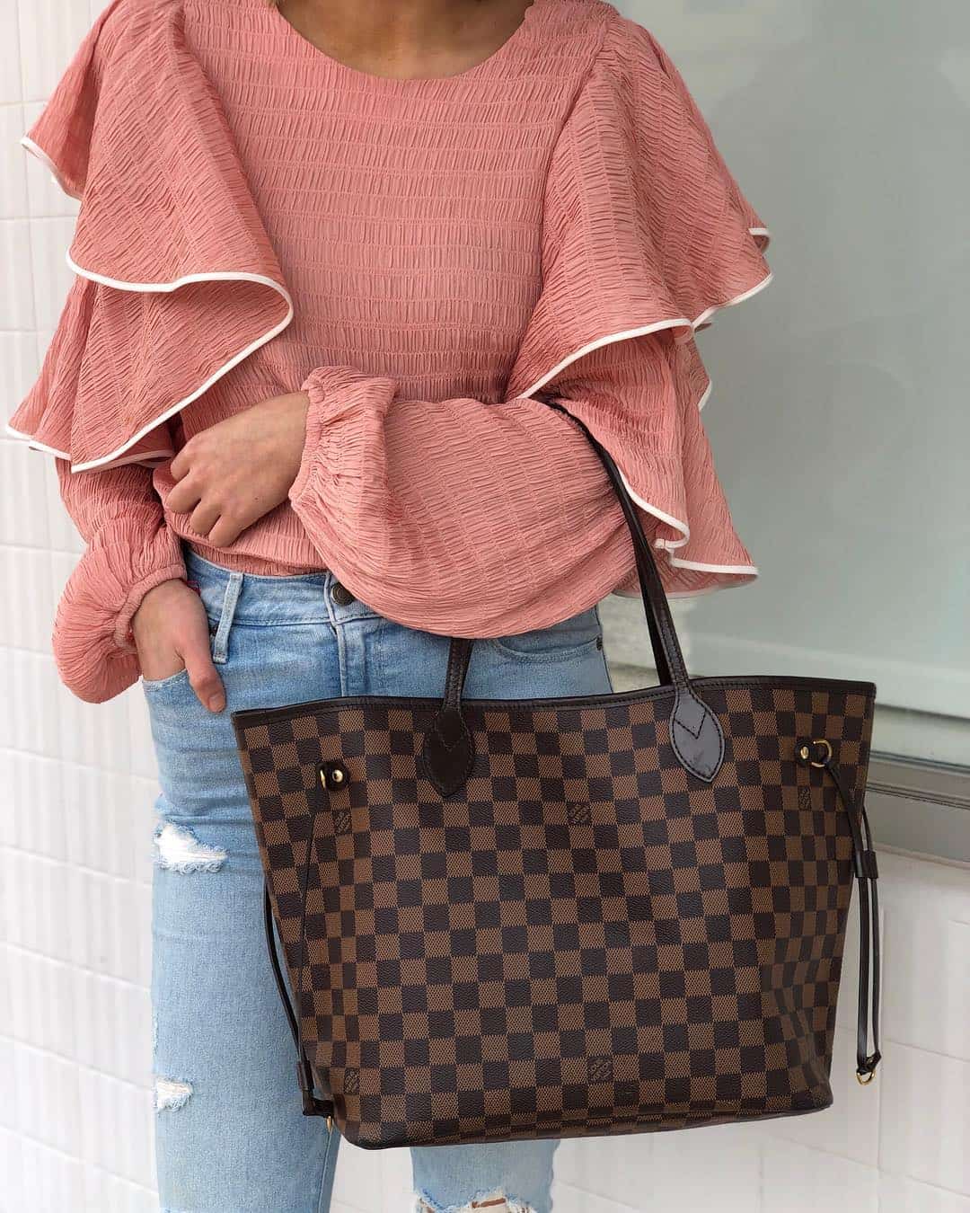 Is the LV Neverfull in canvas discontinued