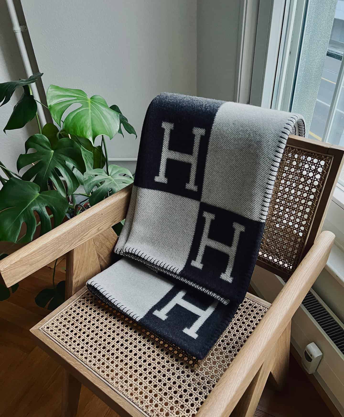 How to style the Hermes Avalon Blanket