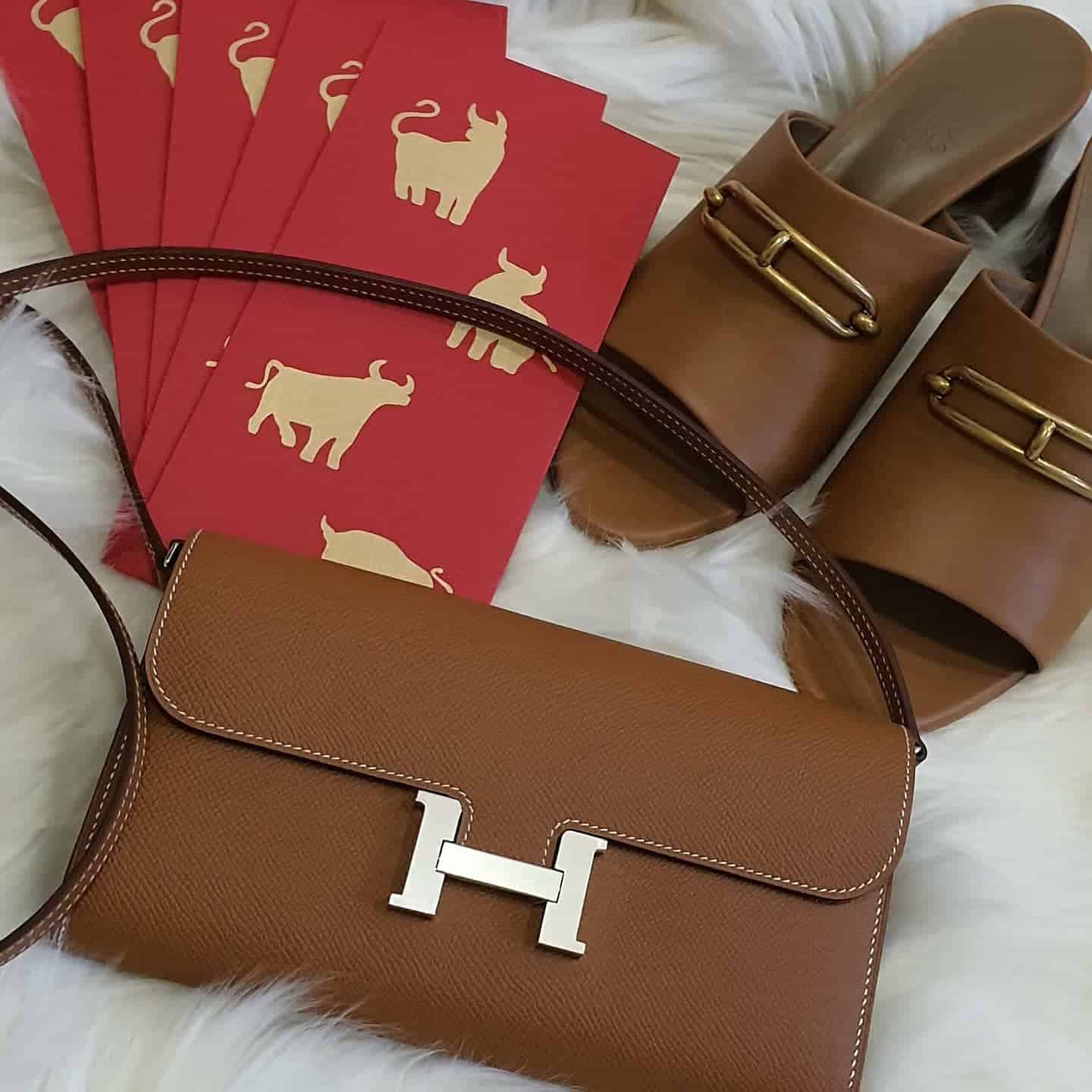 Is the Hermes Constance Wallet to go worth it